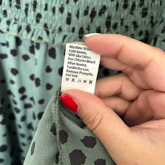 Pretty Garden Green and Black Animal Print Dress - Picture 6 of 10